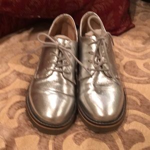 Comfy loafer wedge shoes by Sofft